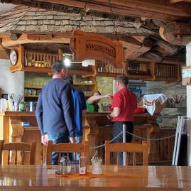 Unser Veranstaltungsraum auf der Silvia Zauner Grünbergalm e.U. in Gmunden
