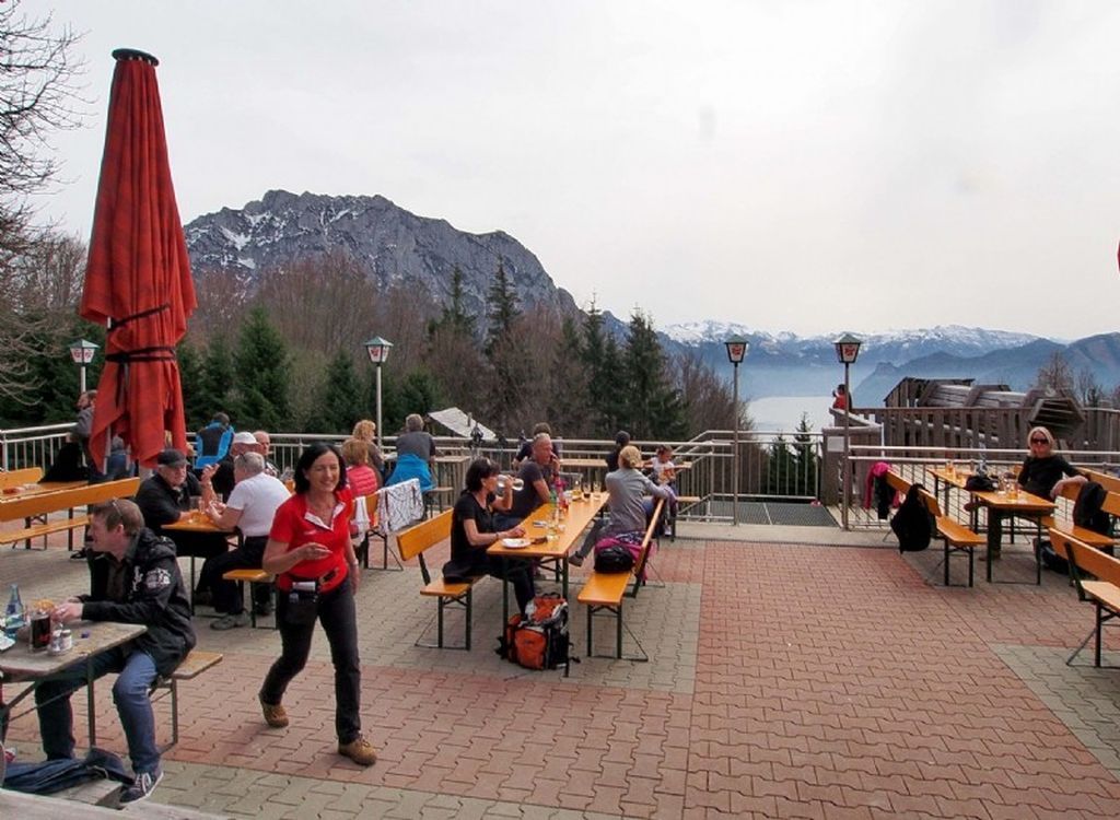 Gasthaus und Restaurant Silvia Zauner Grünbergalm e.U. in Gmunden
