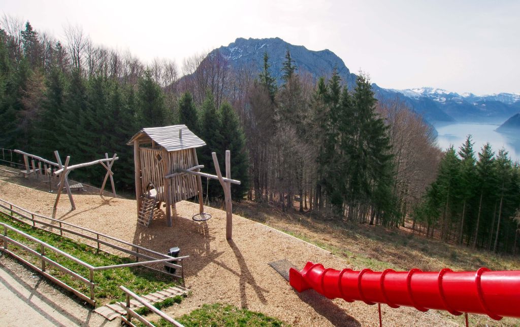 Familienurlaub auf der Silvia Zauner Grünbergalm e.U. in Gmunden